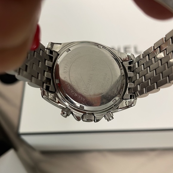 Michael Kors Silver Diamond Bezel Watch - Picture 6 of 6